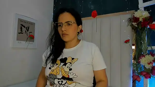 Snapshot of africa_holmes chatting on 24, 4, 2026 africa holmes online show from 24, 4, 2026