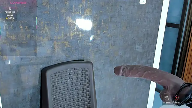 violett collins  online show from 5, 11, 2025