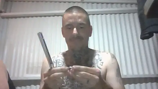 DaddyDifferent online show from 20, 4, 2026