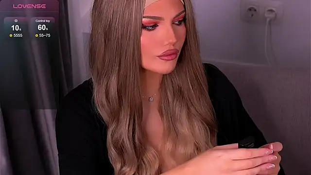 Graciane Lee online show from 24, 9, 2025