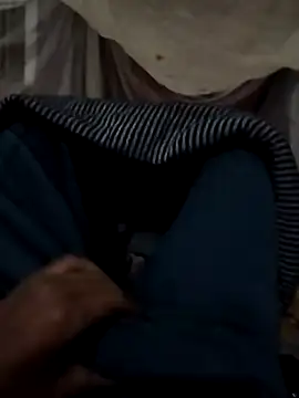 Snapshot of mith087 chatting on 23, 12, 2024 mith087 online show from 23, 12, 2024