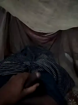 Snapshot of mith087 chatting on 24, 12, 2024 mith087 online show from 24, 12, 2024