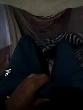 Snapshot of mith087 chatting on 28, 12, 2024 mith087 online show from 28, 12, 2024