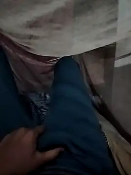 Snapshot of mith087 chatting on 28, 12, 2024 mith087 online show from 28, 12, 2024