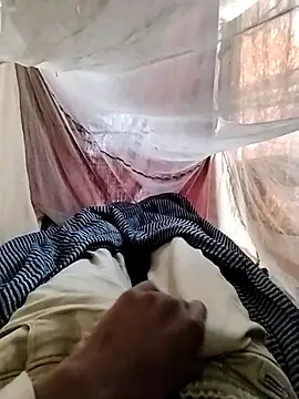 Snapshot of mith087 chatting on 24, 2, 2025 mith087 online show from 24, 2, 2025