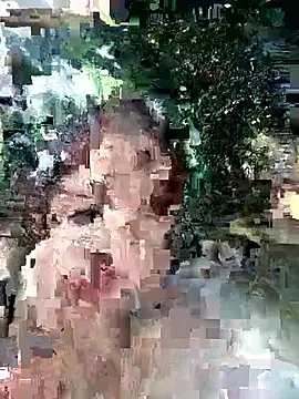 Snapshot of thamygomezz chatting on 4, 10, 2025 thamygomezz online show from 4, 10, 2025