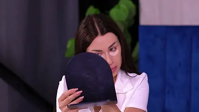 Jenna Day online show from 10, 7, 2026
