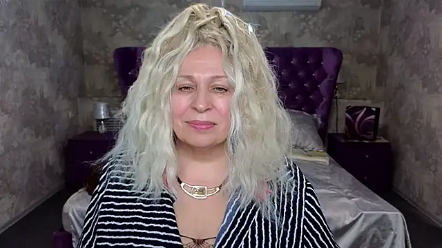 Penelope Pinky online show from 5, 2, 2025