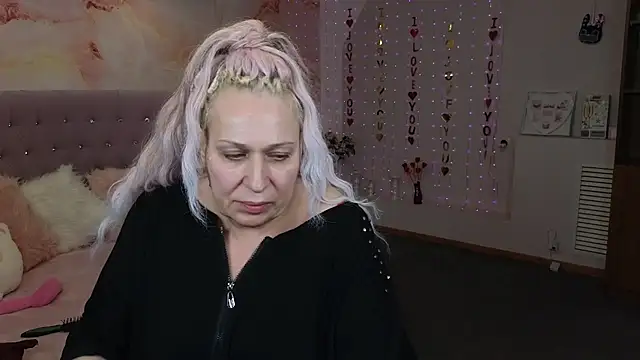 Penelope Pinky online show from 10, 3, 2025