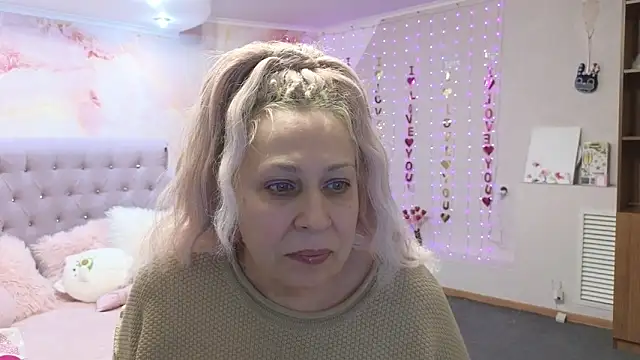 Penelope Pinky online show from 17, 3, 2025