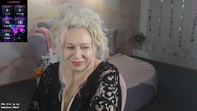 Snapshot of Penelope_Pinky chatting on 25, 6, 2026 Penelope Pinky online show from 25, 6, 2026