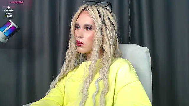 Cassie Bae online show from 14, 1, 2025