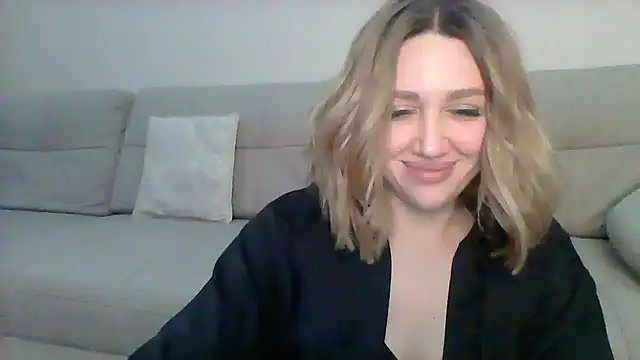 VickyLove047 online show from 15, 2, 2025