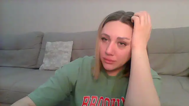 VickyLove047 online show from 28, 2, 2025