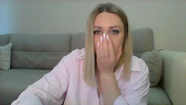 VickyLove047 online show from 16, 9, 2025