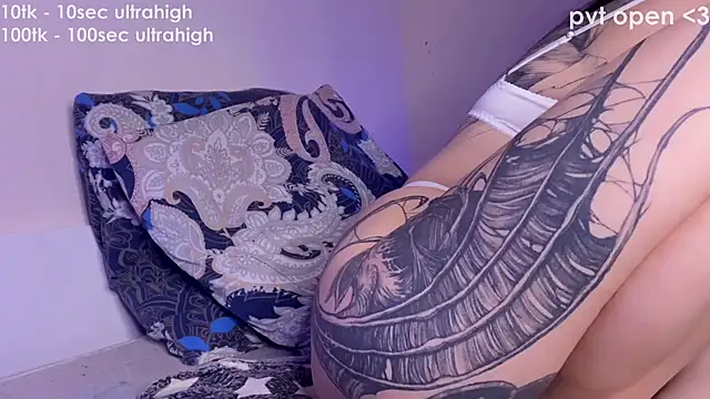  xxtina online show from 30, 10, 2025