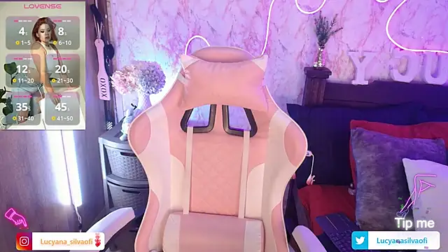 LucyanaSilva online show from 6, 11, 2025