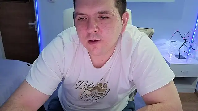 Snapshot of JasonJacks chatting on 6, 7, 2026 JasonJacks online show from 6, 7, 2026