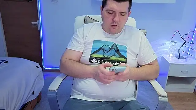 Snapshot of JasonJacks chatting on 8, 7, 2026 JasonJacks online show from 8, 7, 2026