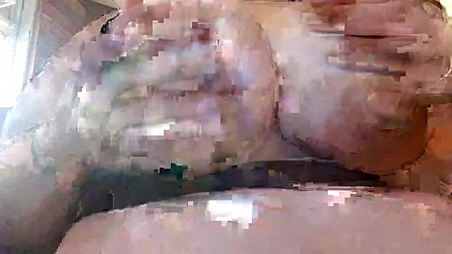 chrissybear84 online show from 19, 6, 2026