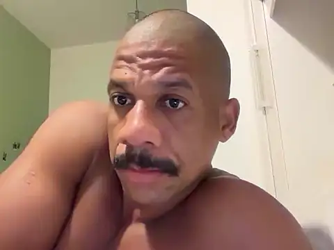 VHugoE online show from 24, 4, 2026