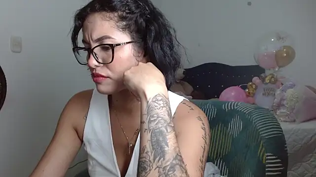 Snapshot of Sexy_Lia_ chatting on 7, 2, 2026 Sexy Lia online show from 7, 2, 2026