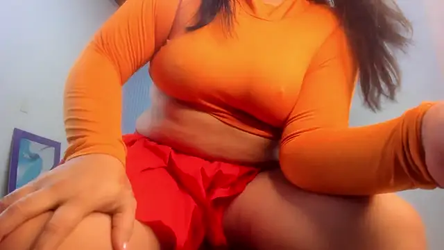 Danniela18  online show from 18, 3, 2025