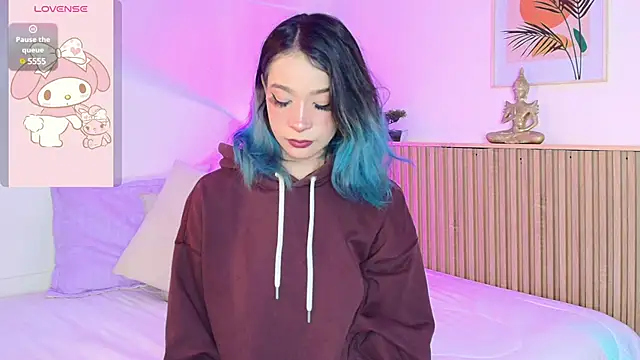 EmmaJhonnsson online show from 22, 2, 2025