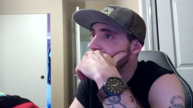 Huntzg23 online show from 25, 3, 2026