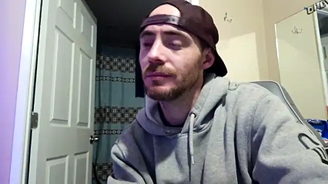 Snapshot of Huntzg23 chatting on 26, 4, 2026 Huntzg23 online show from 26, 4, 2026