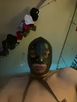 Snapshot of kinkycdslutsv chatting on 9, 7, 2026 kinkycdslutsv online show from 9, 7, 2026