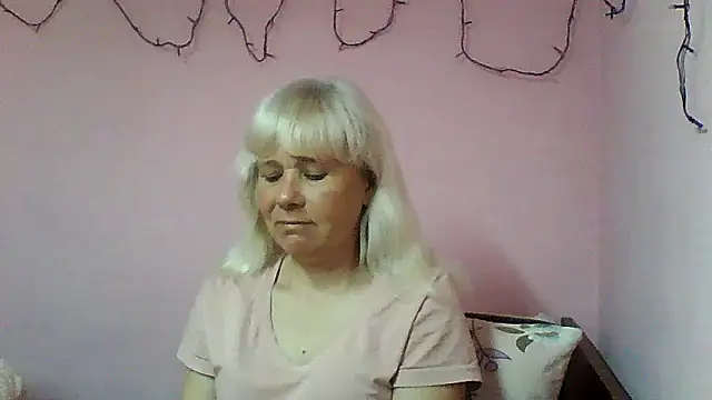 sakura blonde online show from 21, 3, 2026