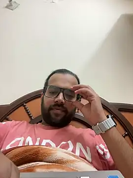 Snapshot of Arsh_Loves_Luv chatting on 27, 12, 2024 Arsh Loves Luv online show from 27, 12, 2024