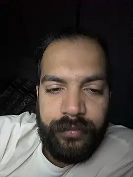 Snapshot of Arsh_Loves_Luv chatting on 18, 12, 2025 Arsh Loves Luv online show from 18, 12, 2025