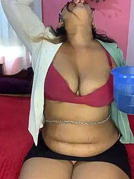 Snapshot of blackrose02 chatting on 13, 2, 2026 blackrose02 online show from 13, 2, 2026