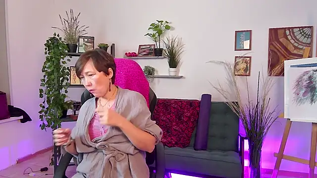 RosalindaFortuna online show from 24, 1, 2025