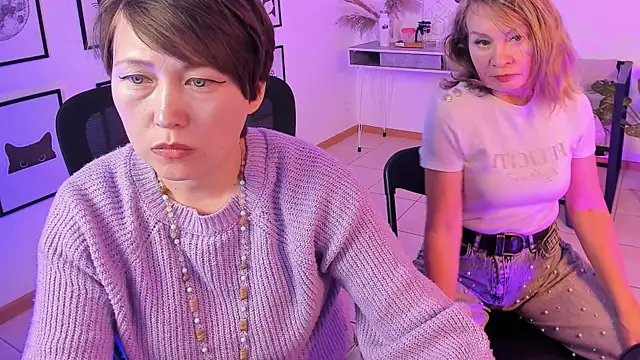 RosalindaFortuna online show from 11, 2, 2025