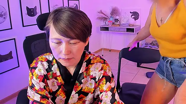 RosalindaFortuna online show from 11, 2, 2025