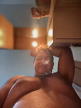 Snapshot of SecretlyDD chatting on 22, 3, 2025 SecretlyDD online show from 22, 3, 2025