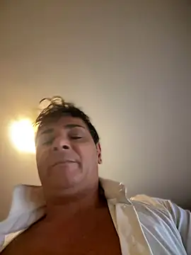 Snapshot of SecretlyDD chatting on 21, 10, 2025 SecretlyDD online show from 21, 10, 2025