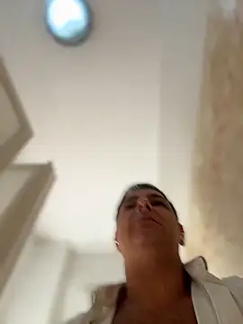 Snapshot of SecretlyDD chatting on 12, 11, 2025 SecretlyDD online show from 12, 11, 2025