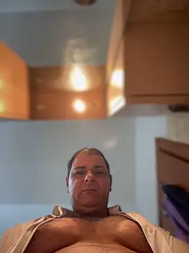 Snapshot of SecretlyDD chatting on 14, 11, 2025 SecretlyDD online show from 14, 11, 2025