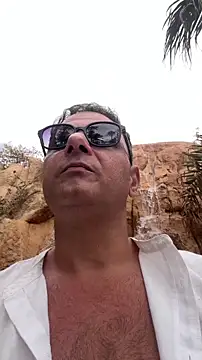 Snapshot of SecretlyDD chatting on 9, 1, 2026 SecretlyDD online show from 9, 1, 2026