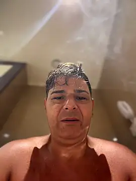 Snapshot of SecretlyDD chatting on 8, 3, 2026 SecretlyDD online show from 8, 3, 2026