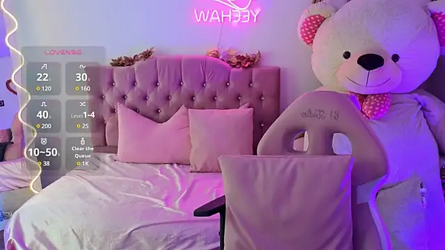 Snapshot of Emilly_tay chatting on 21, 1, 2025 Emilly tay online show from 21, 1, 2025