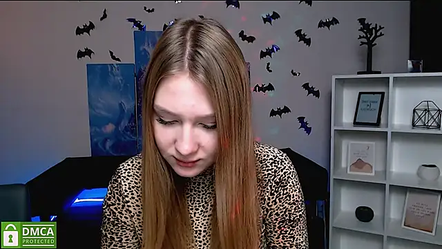 playful sophie online show from 3, 1, 2025