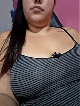 Paolaa hoot online show from 13, 3, 2025