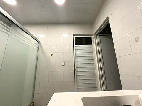 GIOOOO568 online show from 16, 11, 2025