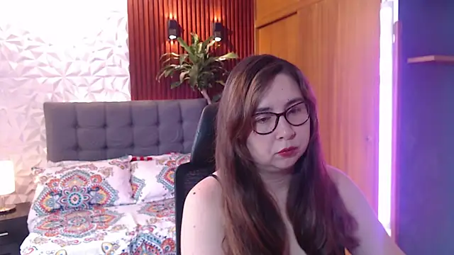 chloe prg online show from 17, 2, 2025