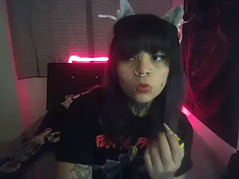 Snapshot of Eta_carinae chatting on 12, 1, 2025 Eta carinae online show from 12, 1, 2025